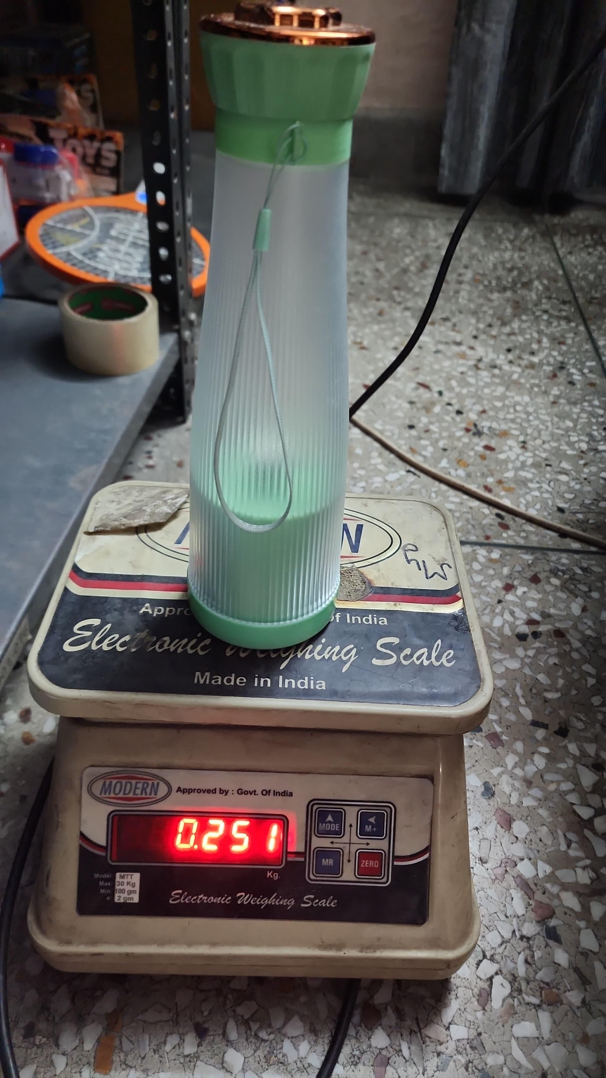 Portable Electric 6-Blade Juicer – USB Rechargeable Home Juicer ra4xqa-dd