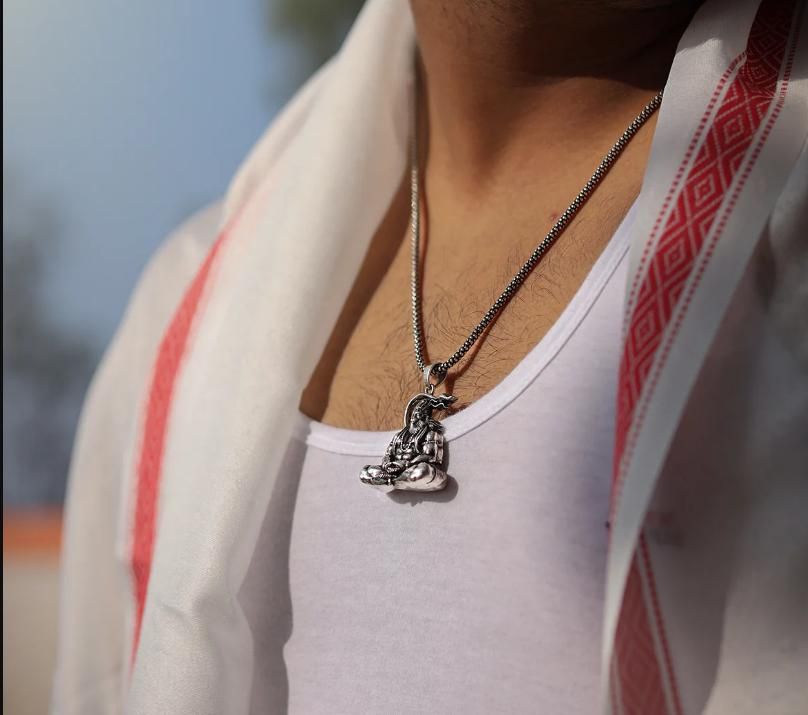 Hanuman Silver Locket With Chain - KalaKirtiHub