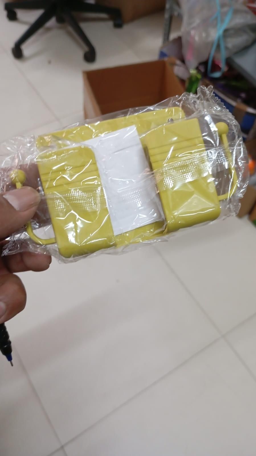 Wall Mounted Mobile Holder with Adhesive Strips Pack – kalakirtihub ra4xqa-dd